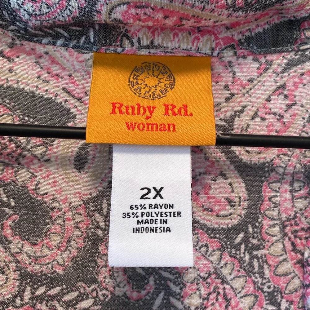 Ruby rd. Blouse - Picture 5 of 9